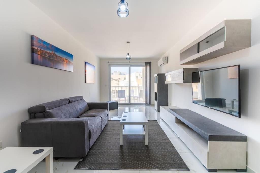 Apartment Lovely 2br With Private Balcony In Marsalforn By 360 Estates *